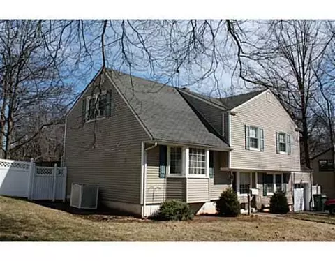31 Phillips Rd, Edison, NJ 08817 photo 2