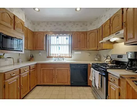 69 Maxwell Ave, NJ 08863 photo 4
