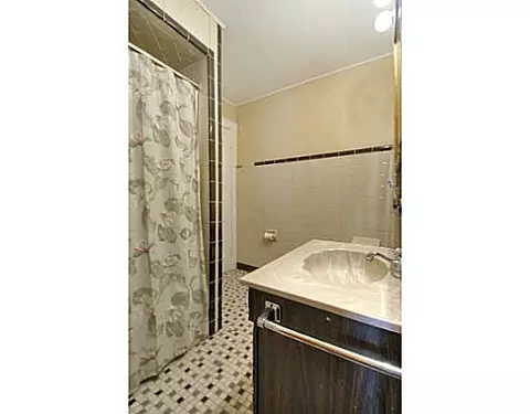 69 Maxwell Ave, NJ 08863 photo 15