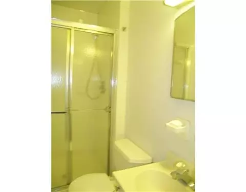 21 Orchard Rd, Middlesex, NJ 08846 photo 6