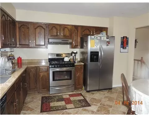 1972 Oak Tree Rd, Edison, NJ 08820 photo 5