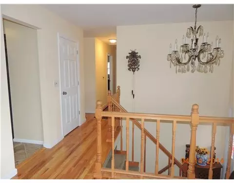 1972 Oak Tree Rd, Edison, NJ 08820 photo 7