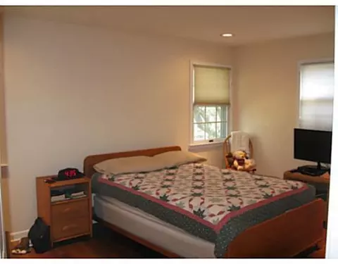 20 Greenbrook Rd, Middlesex, NJ 08846 photo 16