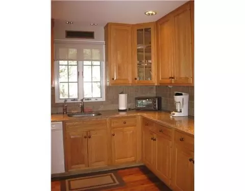 20 Greenbrook Rd, Middlesex, NJ 08846 photo 11