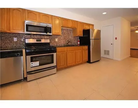 22 Stella Pl, Middlesex, NJ 08846 photo 8