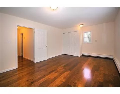 22 Stella Pl, Middlesex, NJ 08846 photo 7