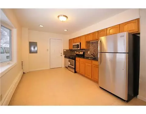 22 Stella Pl, Middlesex, NJ 08846 photo 11