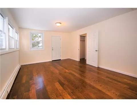 22 Stella Pl, Middlesex, NJ 08846 photo 13