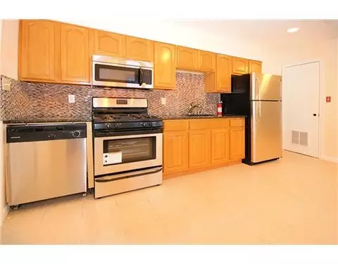22 Stella Pl, Middlesex, NJ 08846 photo 10