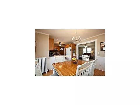 1982 Oak Tree Rd, Edison, NJ 08820 photo 3