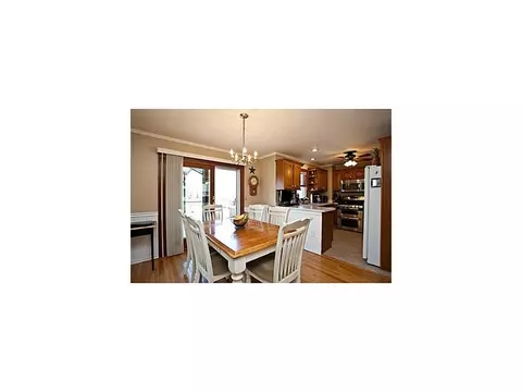 1982 Oak Tree Rd, Edison, NJ 08820 photo 4