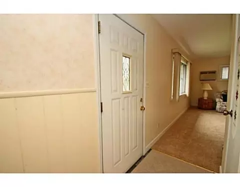 7 Comstock Rd, Edison, NJ 08817 photo 9