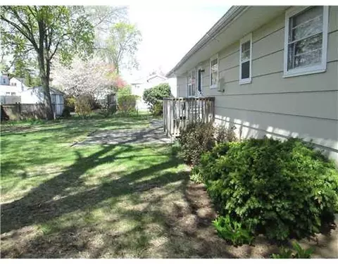 126 Cook Ave, Middlesex, NJ 08846 photo 2