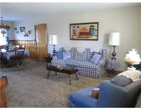 126 Cook Ave, Middlesex, NJ 08846 photo 6