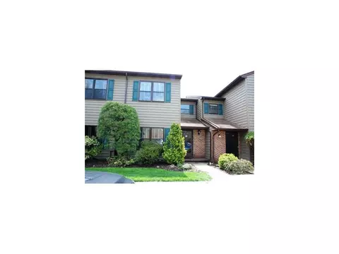 34 Pheasant Run, Edison, NJ 08820 photo 1