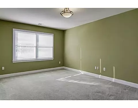 1 Hackett Dr, Edison, NJ 08820 photo 19
