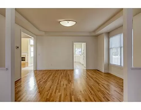 1 Hackett Dr, Edison, NJ 08820 photo 4