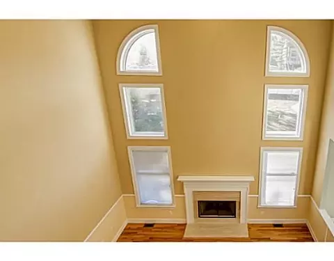 1 Hackett Dr, Edison, NJ 08820 photo 9