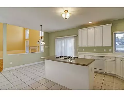 1 Hackett Dr, Edison, NJ 08820 photo 7