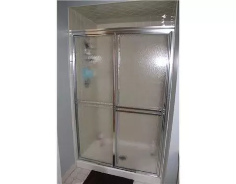 401 Maplecrest Rd, Edison, NJ 08820 photo 16