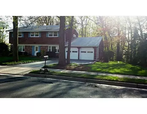 3 Warwick Rd, Edison, NJ 08820 photo 1
