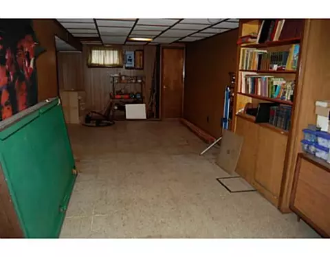 10 Eardley Rd, Edison, NJ 08817 photo 12