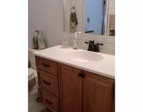 615 Orlando St, Edison, NJ 08817 photo 6
