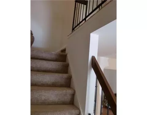 615 Orlando St, Edison, NJ 08817 photo 9