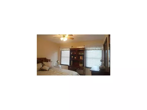 600 Pierrepont Ave, Middlesex, NJ 08846 photo 15