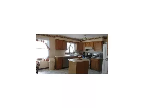 600 Pierrepont Ave, Middlesex, NJ 08846 photo 9