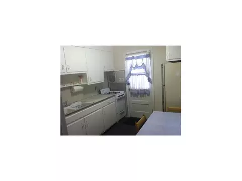 404 Howard Ave, Middlesex, NJ 08846 photo 5