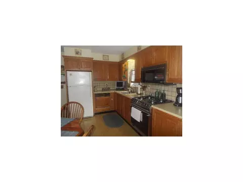 233 Fleet Ave, Edison, NJ 08820 photo 3