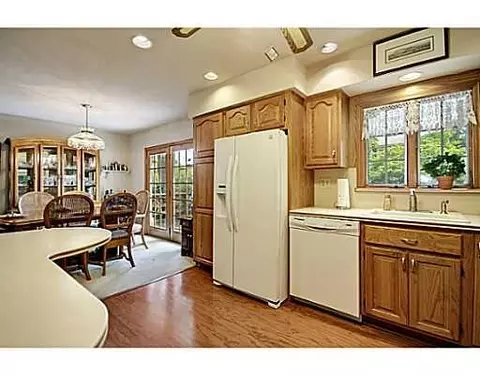 8 June Way, Middlesex, NJ 08846 photo 11