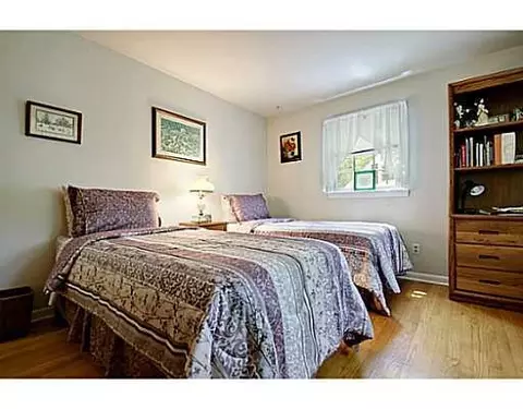 8 June Way, Middlesex, NJ 08846 photo 15