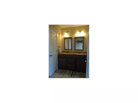 7 Grossweiler Ln, Parlin, NJ 08859 photo 12