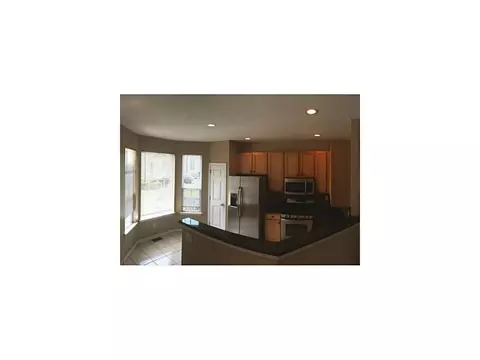 7 Grossweiler Ln, Parlin, NJ 08859 photo 4
