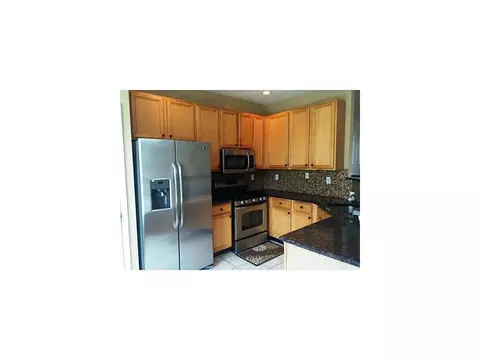 7 Grossweiler Ln, Parlin, NJ 08859 photo 3