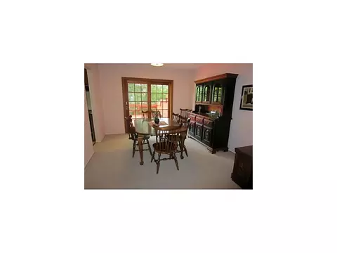 19 Meyer Rd, Edison, NJ 08817 photo 4
