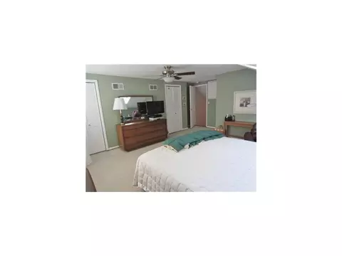 19 Meyer Rd, Edison, NJ 08817 photo 10
