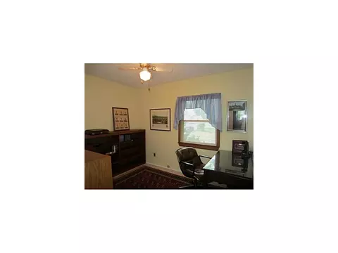 19 Meyer Rd, Edison, NJ 08817 photo 14