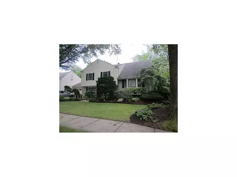 19 Meyer Rd, Edison, NJ 08817 photo 1