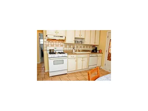 166 Winthrop Rd, Edison, NJ 08817 photo 10