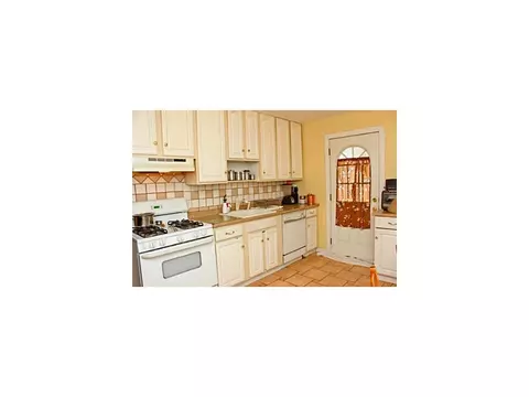 166 Winthrop Rd, Edison, NJ 08817 photo 12