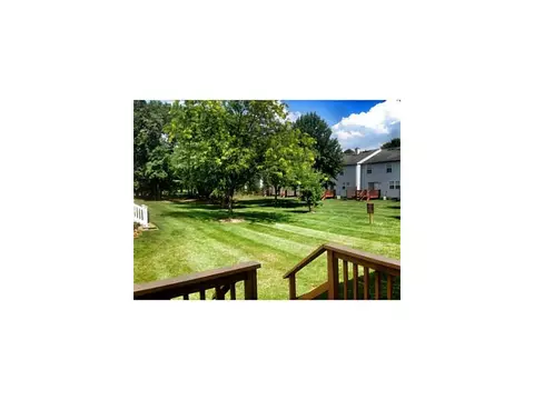 28 N Sycamore Rd, Middlesex, NJ 08846 photo 14