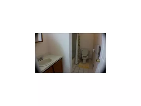 28 N Sycamore Rd, Middlesex, NJ 08846 photo 11