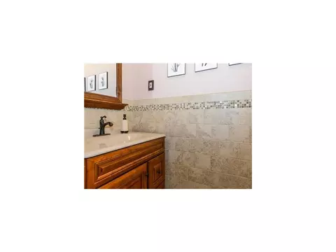 147 Warren Dr, NJ 07747 photo 10