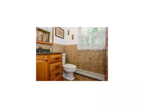 147 Warren Dr, NJ 07747 photo 14