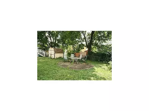 233 Melrose Ave, Middlesex, NJ 08846 photo 15
