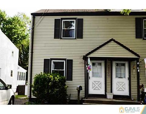 66 Macarthur Dr, Edison, NJ 08837 photo 1