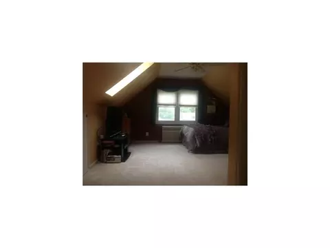 238 Oak Dr, Middlesex, NJ 08846 photo 8